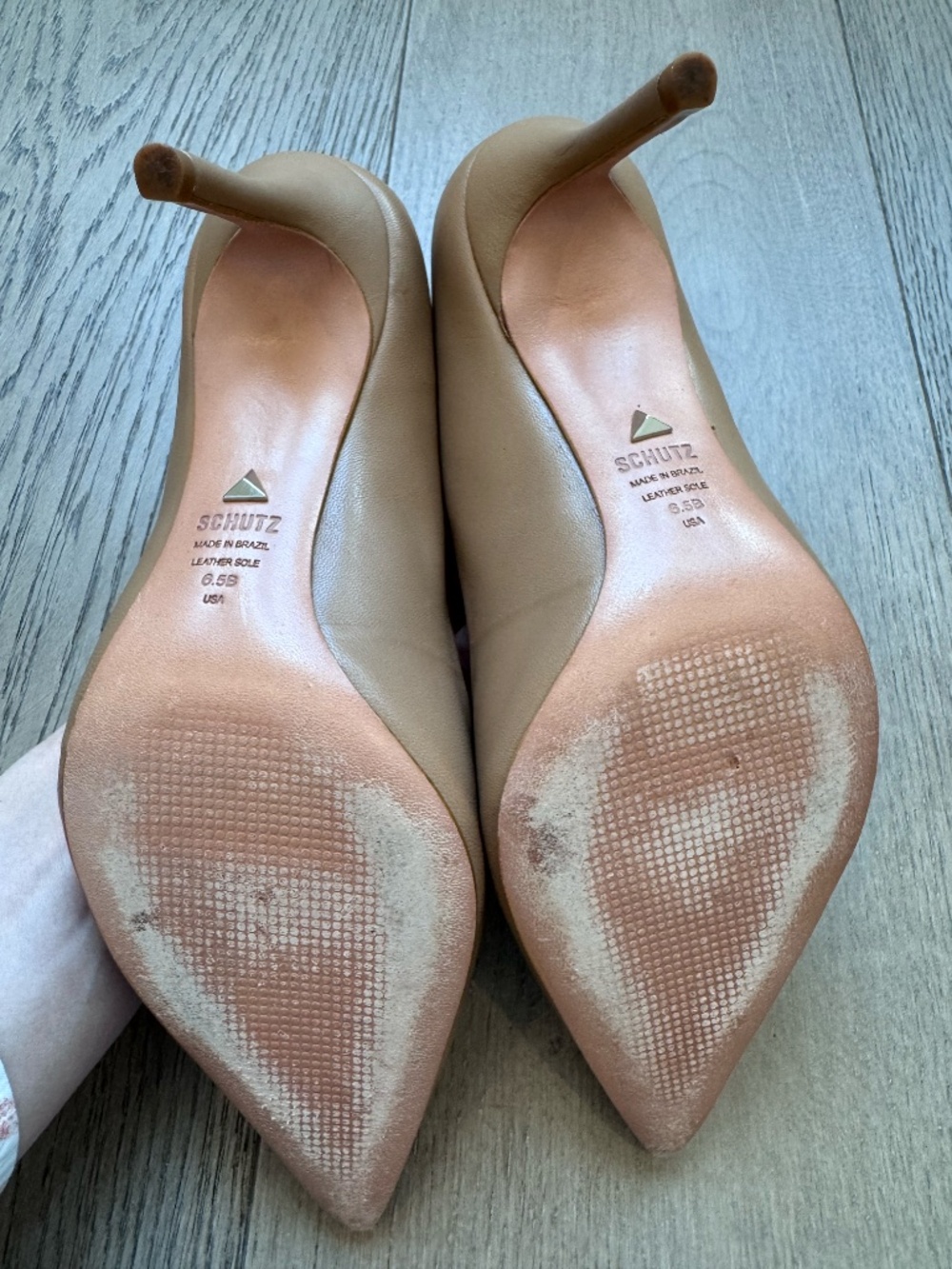 SCHUTZ, Rosie Pump (3.3 In/Mid Heel), US Size 6.5, Color Desert - Picture 7 of 9